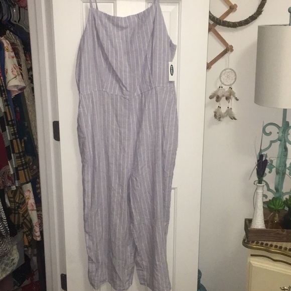 Old Navy Pants - Old navy NWT xl jumpsuit